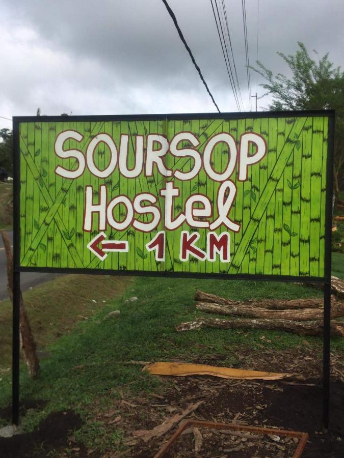 Soursop Hostel Cueta Екстер'єр фото